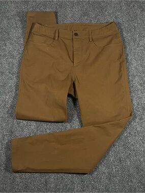 Lululemon Mens ABC Slim-Fit Pants Size 30 Warpstreme Brown Beige Athletic Casual